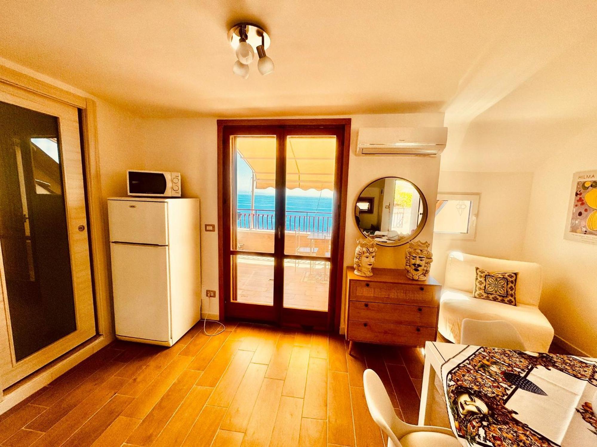 Sunrise Home Letojanni Exterior foto